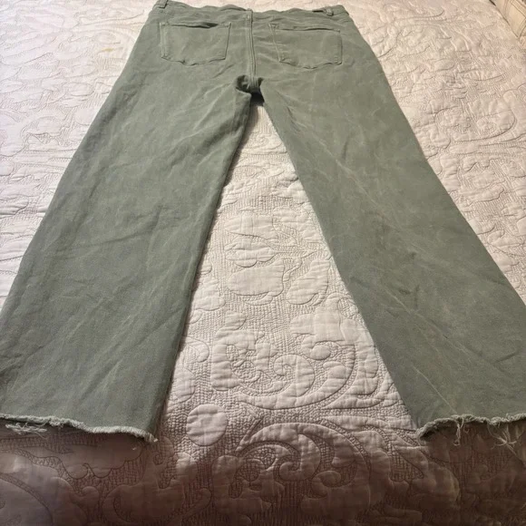 High Rise Green Jeans - Picture 7 of 10